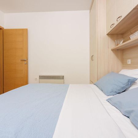 Apartments Petak Novi Dramalj Luaran gambar