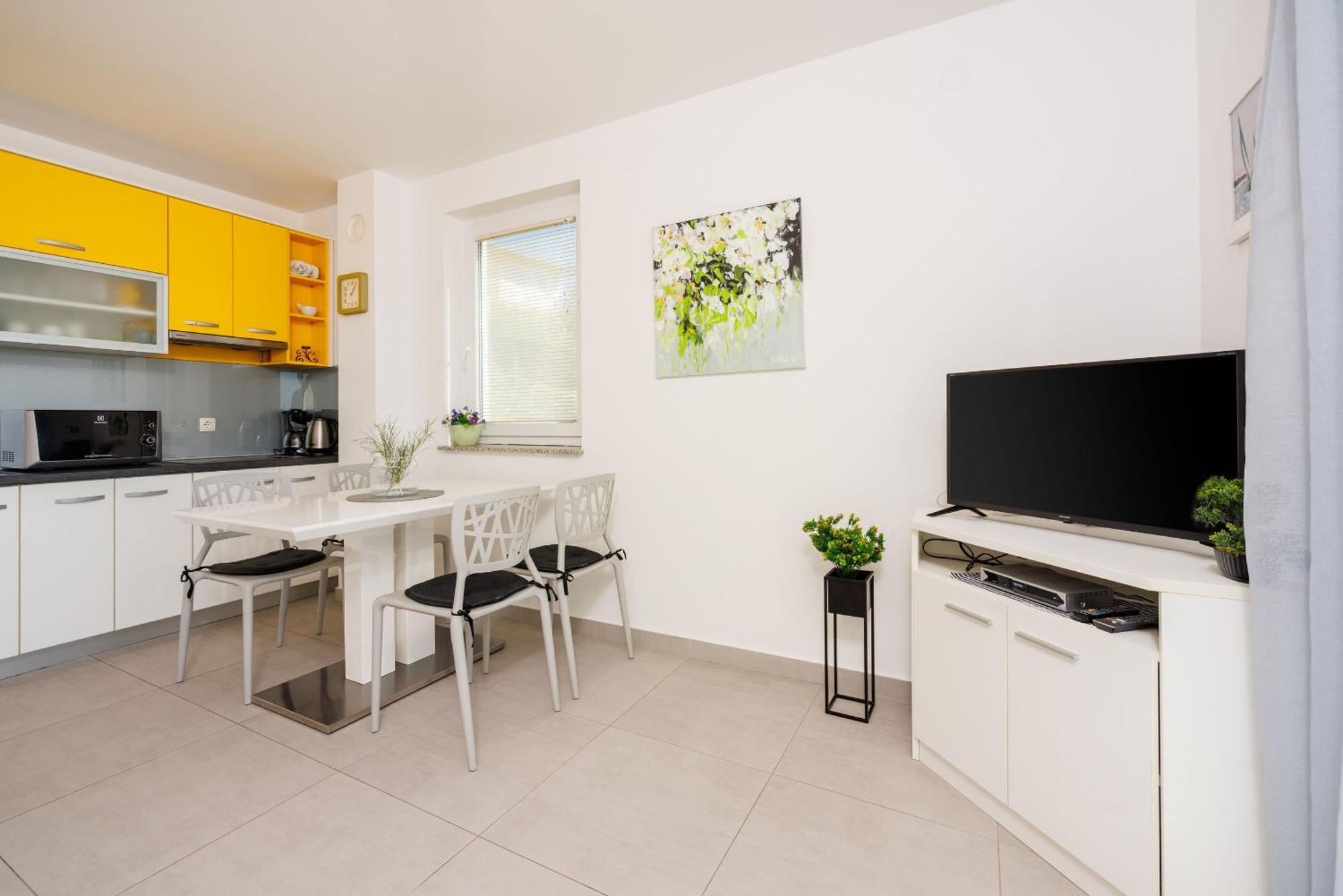 Apartments Petak Novi Dramalj Luaran gambar